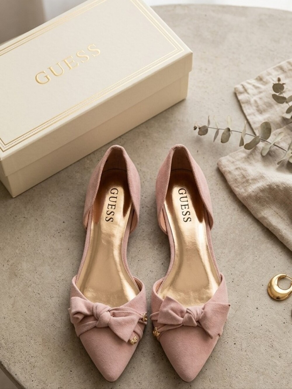 NWOT GUESS Flat Ballerina Pointed shoes Sz 9.5